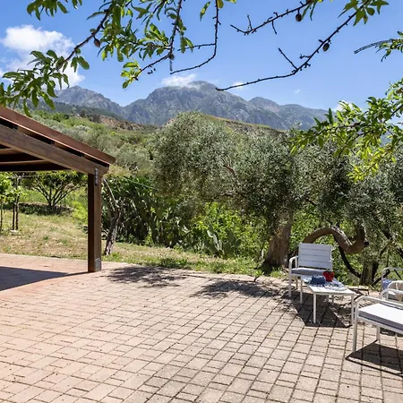 Granci Con Piscina By Wonderful Italy *